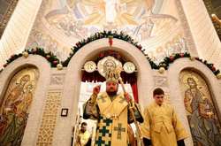 Митрополит Олександр (Драбинко) під час літургії у Спасо-Преображенському храмі у Києві