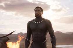 Известный бренд молодежной одежды заставили извиниться за белую модель в рекламе мерча по «Черной пантере»