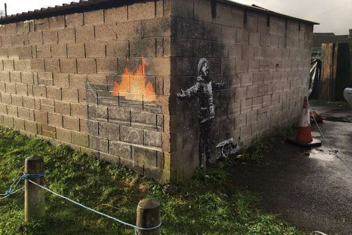 Вуличний художник Banksy показав нове графіті