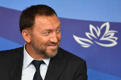 Сам же Дерипаска «продовжить перебувати під санкціями, а його майно й надалі буде заблокованим».