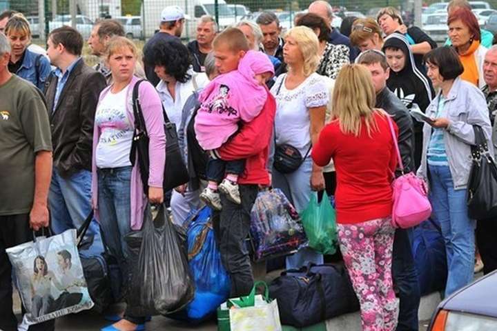 Омбудсмен Денісова назвала кількість переселенців в Україні