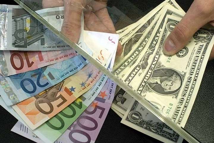 Нацбанк скасує нагляд над валютними операціями