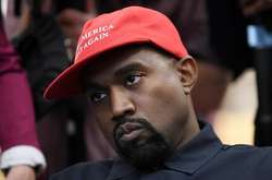 На бренд Канье Уэста пожаловалось более 700 клиентов