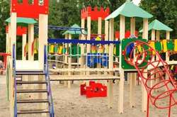 У Києві збільшується кількість дитячих майданчиків