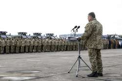 Порошенко: Збройні сили України отримали 10% річної продукції «Укроборонпрому»