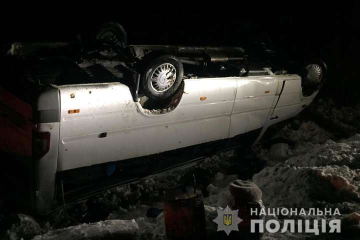 В Волынской области перевернулась маршрутка, 11 пассажиров получили травмы