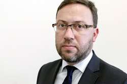 Бартош Ціхоцький є істориком за освітою