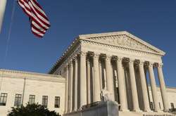 Верховный суд США не одобрил указ Трампа о мигрантах