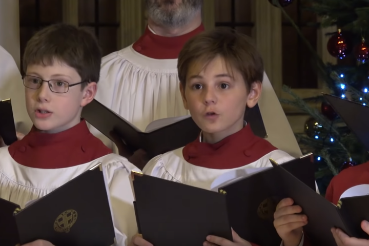 Англомовний «Щедрик» заспівали у Віндзорському замку: захопливе відео