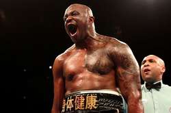 Ділліан Вайт нокаутував Дерека Чісору і захистив звання «срібного» чемпіона WBC