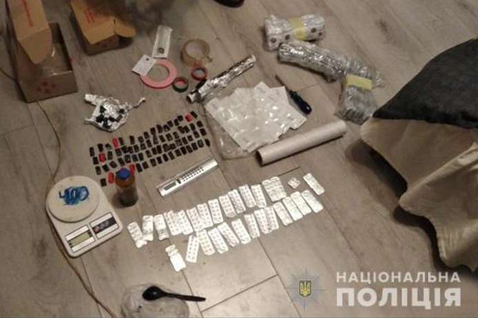 Поліція затримала на Миколаївщині банду наркодилерів
