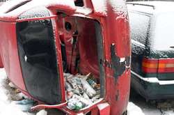 Українці завалили «євробляхами» селище Убля