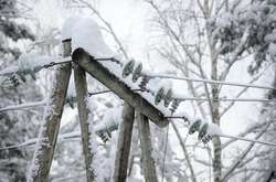 В Україні внаслідок негоди без світла залишилися 128 населених пунктів