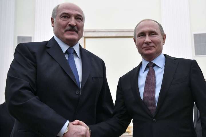 Путін нагодував Лукашенка у Кремлі та проговорив з ним чотири години 