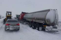 На Полтавщині зранку утворився 20-кілометровий затор