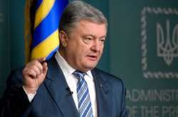 Петро Порошенко зазначив, що  під час дії воєнного стану до ЗСУ була на три місяці прискорена передача техніки і озброєння 