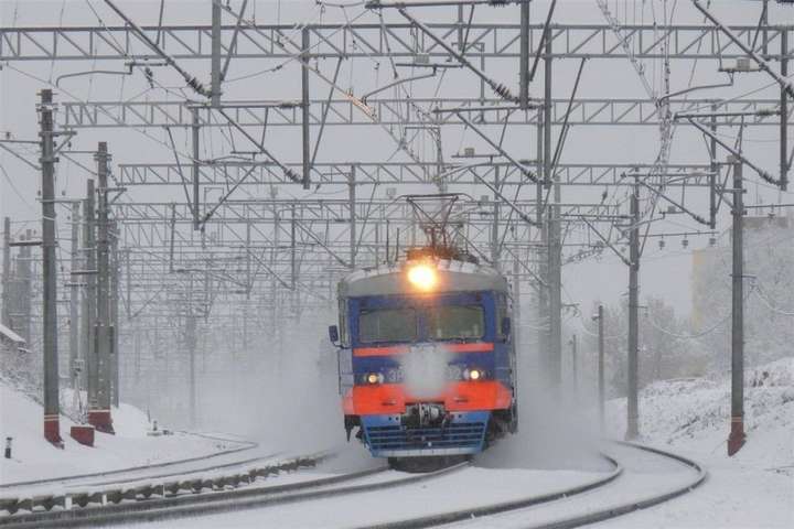 Из-за непогоды на Полтавщине «Укрзализныця» назначила дополнительные поезда