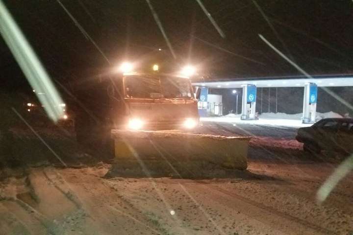Снігопад в Україні: на Кіровоградщині знято обмеження на рух транспорту