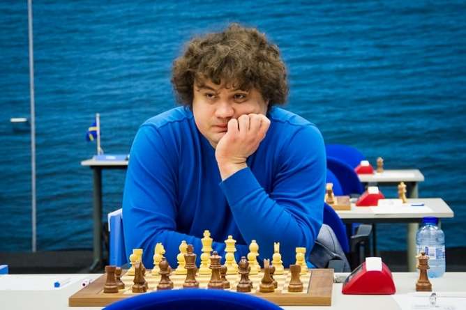 Чемпіонат світу зі швидких шахів. Українці Зубов і Коробов ділять друге місце