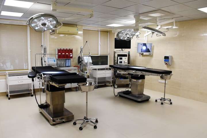 У вінницькому Центрі онкології відремонтували урологічне відділення (фоторепортаж)