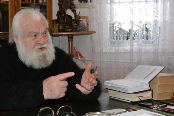 «У мене в єпархії демократія». Митрополит Софроній з УПЦ МП дозволив парафіям переходити в Українську церкву
