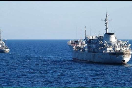 Полторак заявив, що українські кораблі і далі курсуватимуть через Керченську протоку