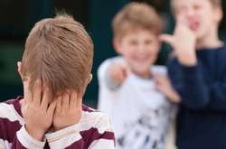 Парубій підписав закон про відповідальність за булінг