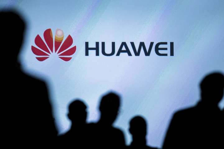 Антимонопольний комітет України оштрафував Huawei на 100 тисяч гривень