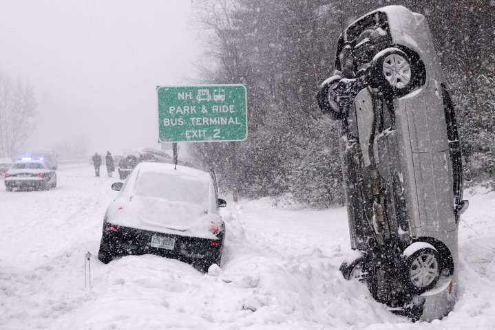 Сніговий шторм у США: вже шестеро загиблих 