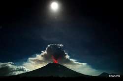 В Індонезії почалося нове виверження вулкана