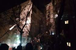 У Росії через вибух обвалився під'їзд багатоповерхівки, є жертви