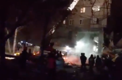 Обвал під'їзду багатоповерхівки в Росії: доля 79 осіб залишається невідомою