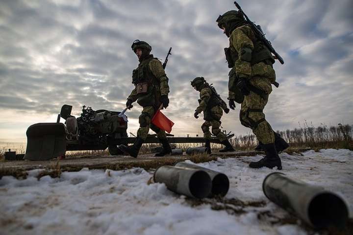 У передноворічну добу на Донбасі поранено двох бійців Об’єднаних сил
