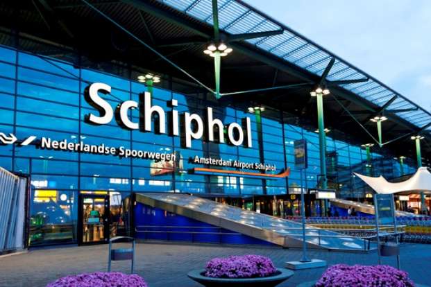 В аеропорту Амстердама пасажир погрожував підірвати бомбу
