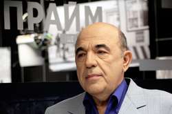 Рабинович подает в суд на решение власти закрыть избирательные участки в РФ