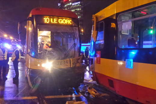 У Варшаві зіткнулися трамваї - 13 постраждалих (фото)
