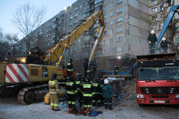 Кількість жертв обвалення будинку в Магнітогорську зросла до 38