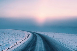 Британский художник создает внеземные ландшафты из привычных горных пейзажей