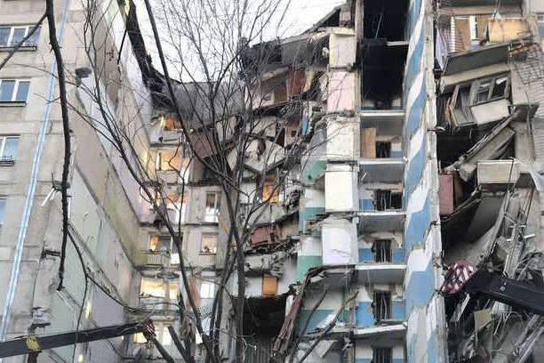 39 жертв: в Магнітогорську завершено пошукові роботи на місці вибуху в будинку