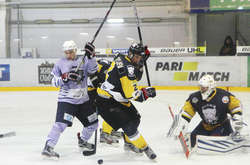 Українська хокейна ліга. Камбек в третьому періоді не допоміг «Крижаним Вовкам» обіграти «Білий Барс»