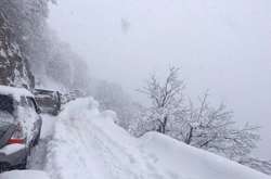  Затор на підйомі гори Ай-Петрі у Криму    