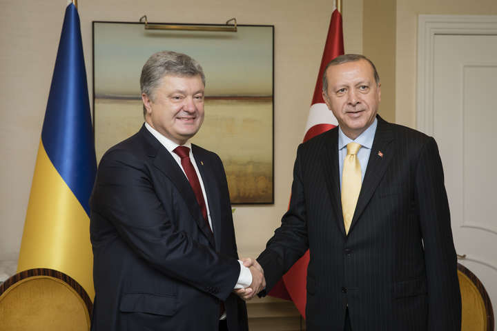 У Стамбулі розпочалася зустріч президентів України та Туреччини