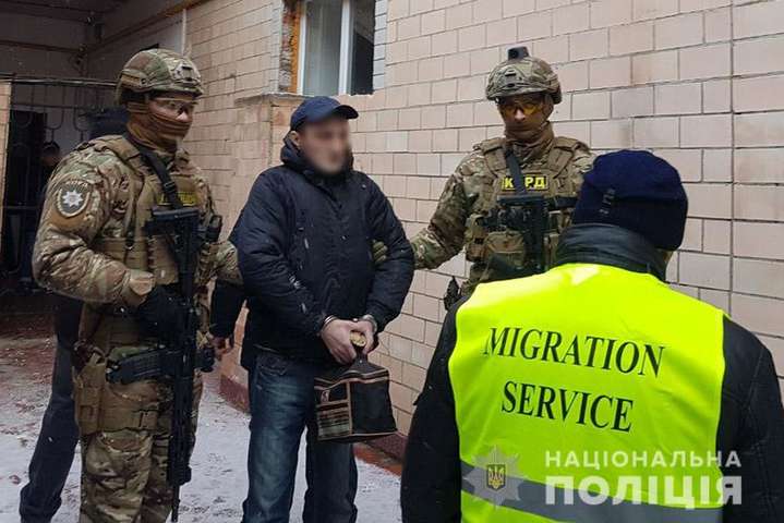 Поліцейські видворили з України «кримінального авторитета» на прізвисько Тімур