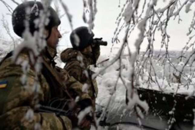 На Донбасі бойовики порушили «різдвяне перемир’я»