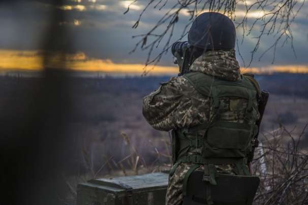 За добу позиції українських військових на Донбасі обстріляли чотири рази