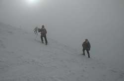 Рятувальники знайшли у Карпатах ще одного із заблукалих туристів