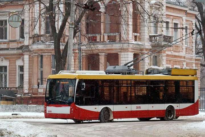 В Одесі вранці не працювали тролейбуси
