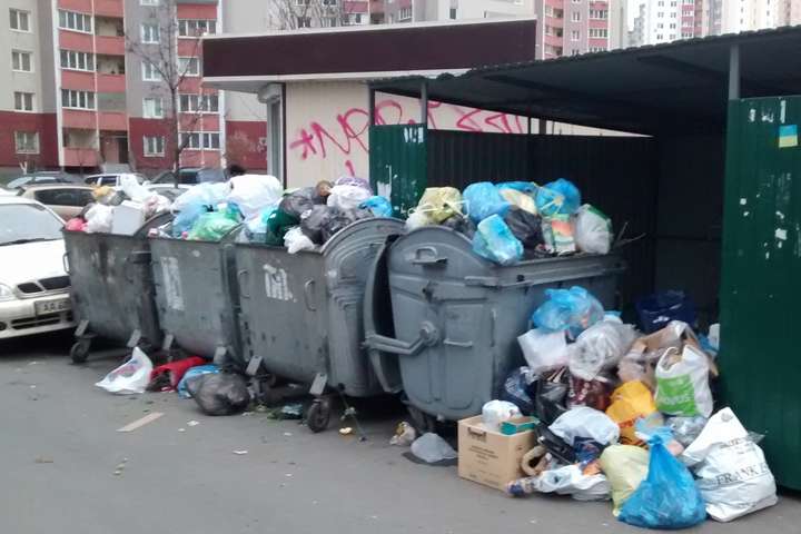 У Києві зросли тарифи на вивезення сміття