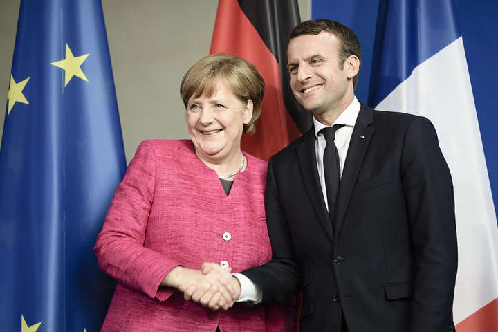 Меркель і Макрон у січні підпишуть новий договір про співпрацю