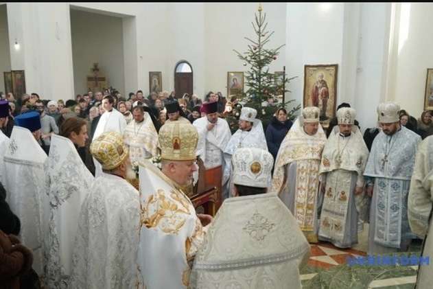У Православній церкві України пообіцяли нацменшинам вільний вибір мови богослужіння